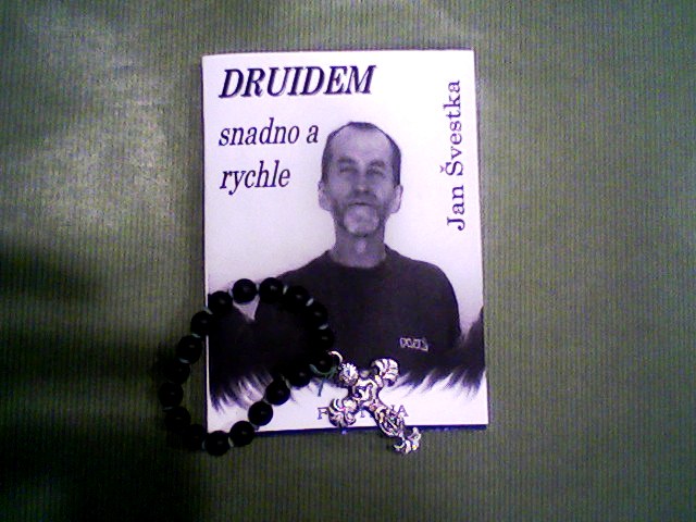Druidova příručka a druidský přívěšek